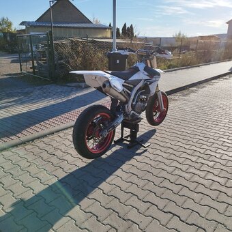 Yamaha YZ450F supermoto - 5
