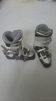 Lyže přeskáče hůlky - 5