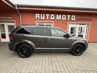 Fiat Freemont 2.0 Multijet Black Code 125kW - 5