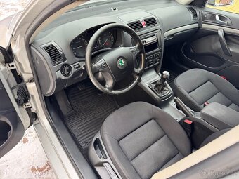 Škoda Octavia 2.0TDI 103Kw Elegance - Tažný - 5