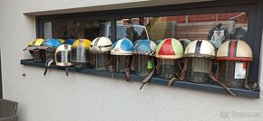 CELÁ SBÍRKA Kokosy staré helmy cca 80ks - 5