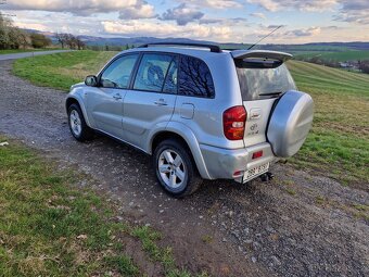 Toyota Rav4 2.0 VVT-i 4x4 - 5