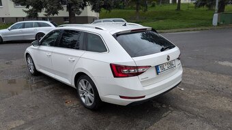 Superb 3 2018 2.0 TDI 7DSG style plus - 5