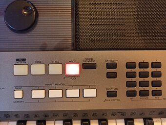 Keyboard Yamaha PSR-E443 - 5