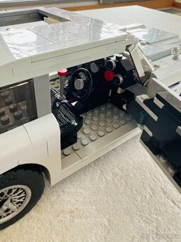 Prodám Lego Creator 10262 Bondův Aston Martin DB5 - 5
