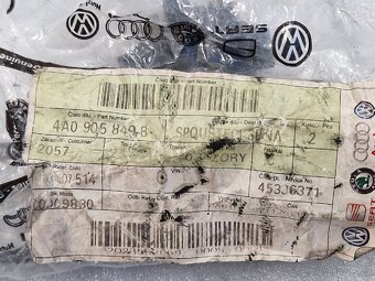 Spínací skříňka 4A0905849B škoda vw Originální Díl - 5