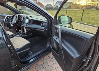 Toyota RAV4 2.0 Premium/4x4 - 5