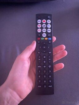 65" Hisense 65E7NQ - 5