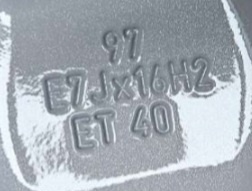 alu  kola  TOYOTA   ●nové● - 5