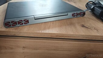 Prodám Notebook Dell - 5