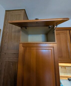 Kuchyně zn.Alno z masivu se spotřebiči ,5849 - 5