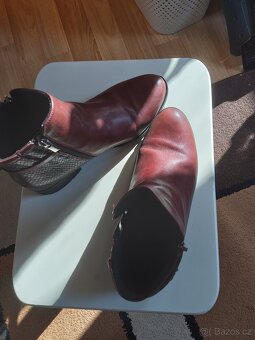 Nádherné kožené kotníčkové boty - 5