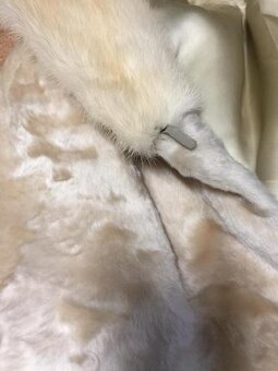 svatební kožíšek - 5