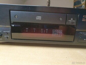SONY CDP-X222ES Stereo Compact Disc Player (1991-92) - 5