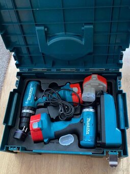 MAKITA NOVÝ 2 LEHKÍ VRTACÍ ŠROUBOVÁKY + baterie k tomu - 5