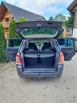 Opel Zafira 1,9 - 5