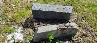 Prodám 3 ks kamene jedno je koryto - 5
