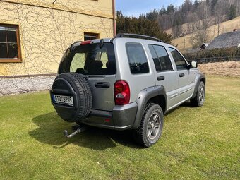 Jeep Cherokee Red River Edition - 5