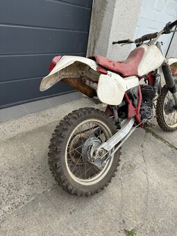 Yamaha YZ 490 - 5