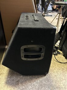 Ukulele konceetni, cestovni / spanelska kytara a dreadnougt - 5