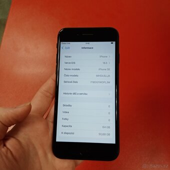 Apple iPhone SE 2020 64GB - 5