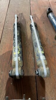 Podvozek tlumiče pružiny BMW e39 - 5