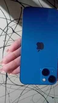 Apple iPhone 13 – 128 GB, modrá barva – 8 000 Kč - 5