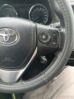 Toyota RAV4 hybrid 145kW - 5
