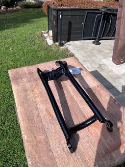 Přední vidlice earles BMW R60/2 - 5