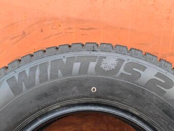 Zimní Lassa 225/70/15C - 5