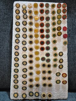 Sbírka odznaků a vyznamenání cca 2100ks - 5