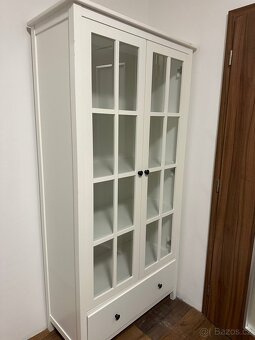 Vitrína - 5