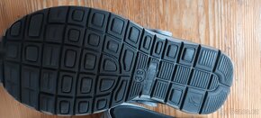 "Crocs"  pantofle gumové  China - 5