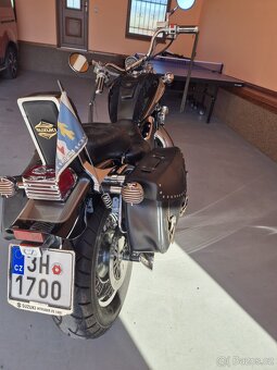 Suzuki Intruder 1400 - 5