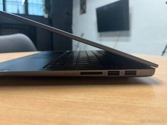 Výkonný 14” notebook Lenovo (i5, 16 GB RAM, 512 GB SSD) - 5
