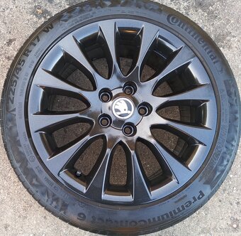 Originál sada disků Škoda Superb II 5x112 R17 Laurel - 5