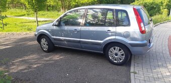 FORD FUSION 1.4 rok 2008 PERFEKTNÍ STAV GARÁŽOVÁNO - 5
