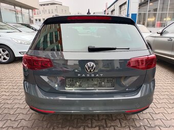 VW Passat Variant 2.0TDI 147kW 4x4 DSG Matrix Virtual ACC Qi - 5
