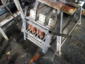 Prodám OEZ a SIEMENS vzduchové jističe 1600A - 5