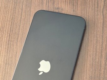 iPhone 12 128gb kapacita baterie 92% - 5