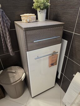 Nábytek Ikea - 5