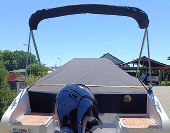 motorová loď Barracuda 545 + Tohatsu 115 + přepravník - 5