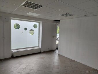 Pronajmu obchodní prostor Chrudim - 5