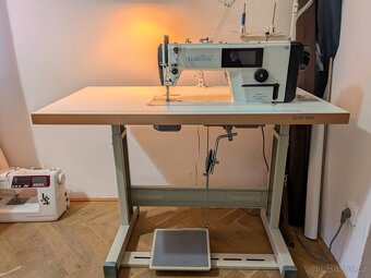 Prodám průmyslový šicí stroj Garudan GF-1115-147 LM – výborn - 5