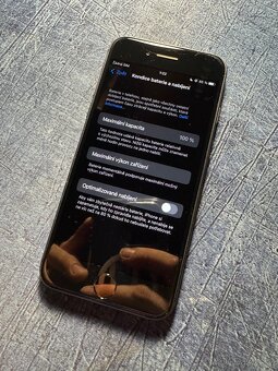 iPhone 8 64gb - Space Gray - 5