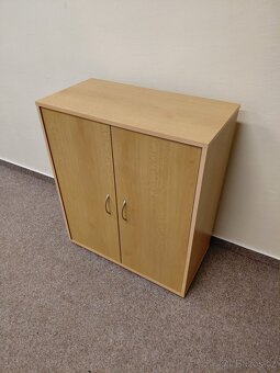 PRODÁM 2 MENŠÍ SKŘÍŇKY - 5