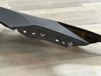 VW PASSAT B8 - 3G - 2014-2024 - blatník PP - 5