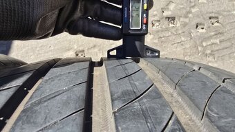 Letní pneu 245/45/19 Michelin - 5