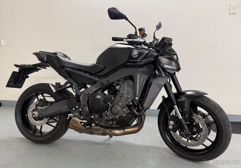 Yamaha MT09 - 5