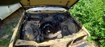 Mercedes W123 piano - 5